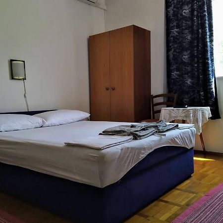 Davor Apartment Tučepi Екстериор снимка